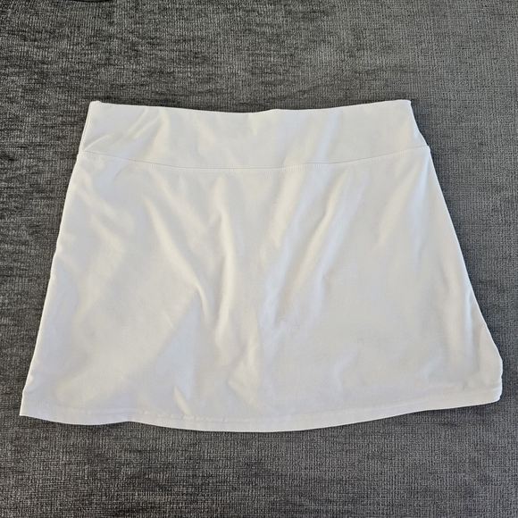 Nike Women's White Mini Skort - Picture 2 of 5